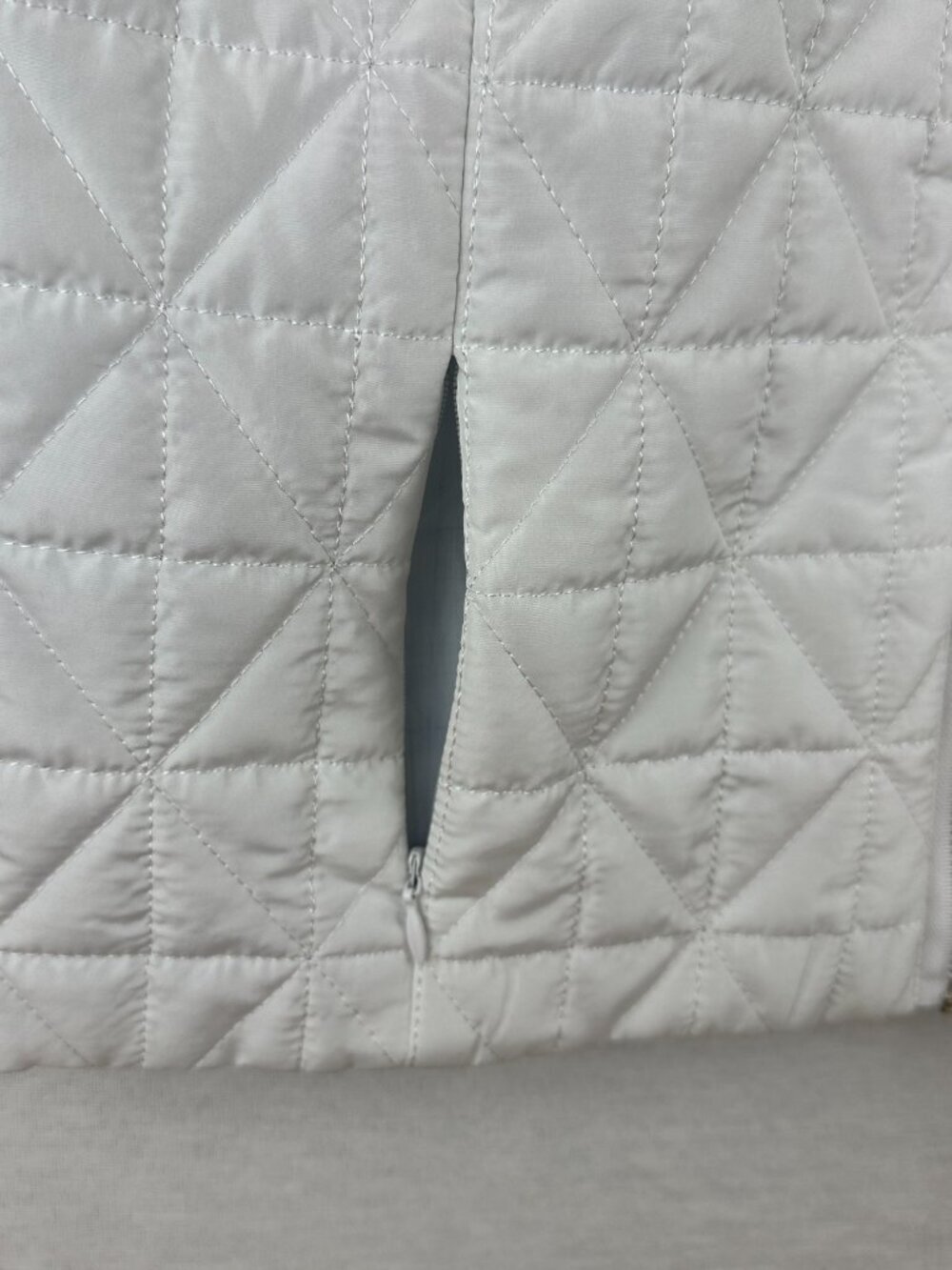 RUBY RD. WOMEN'S REVERSIBLE QIULTED PUFF VEST ONE SIDE w/ ZIPPER POCKET PM/SMALL - Picture 6 of 9